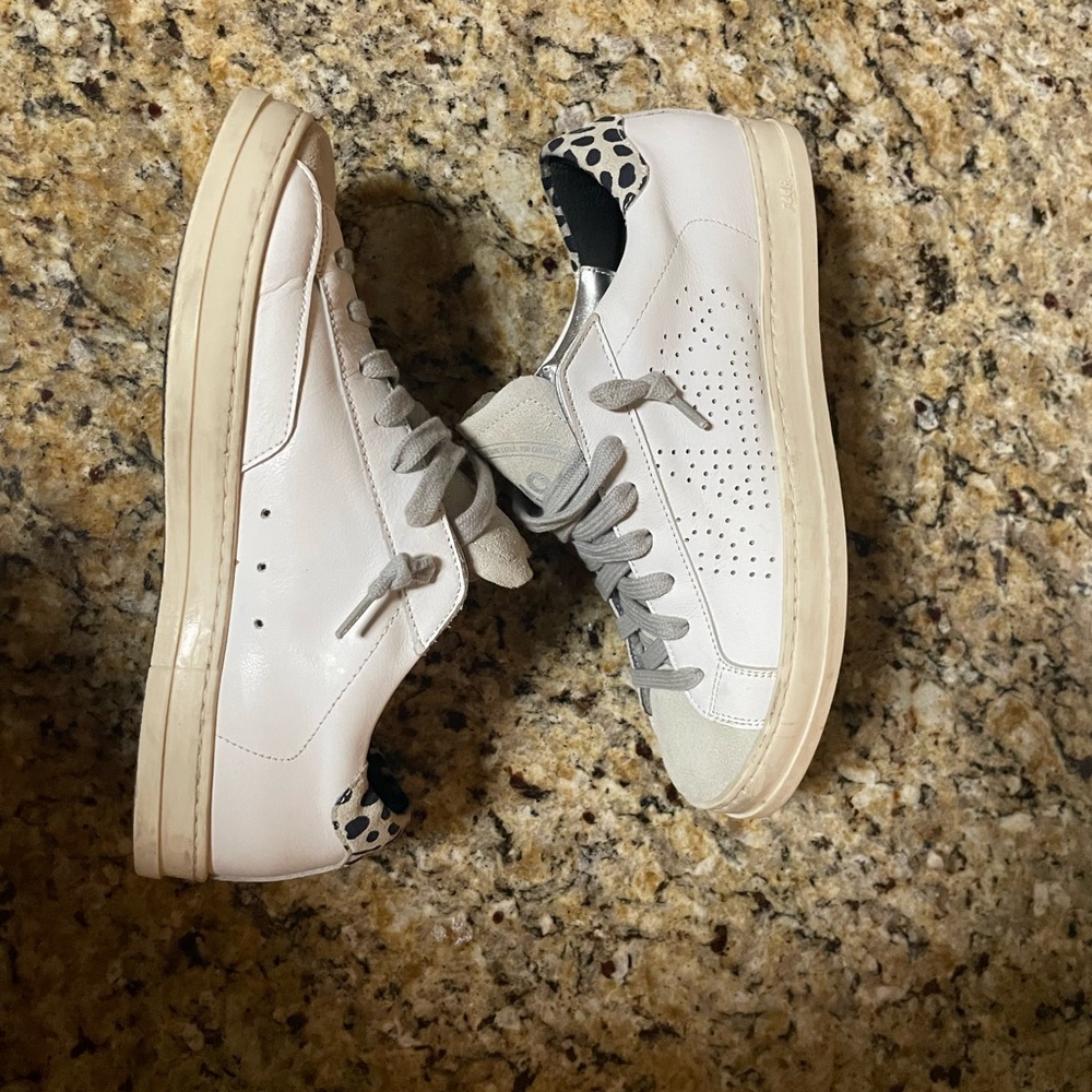 P448 John Leopard Accent White Sneakers 6/36